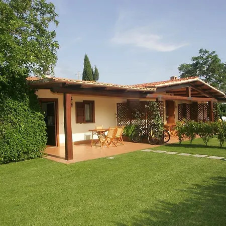 Podere Oca Bianca * بيشا رومانا