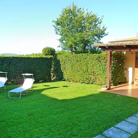 Podere Oca Bianca * بيشا رومانا