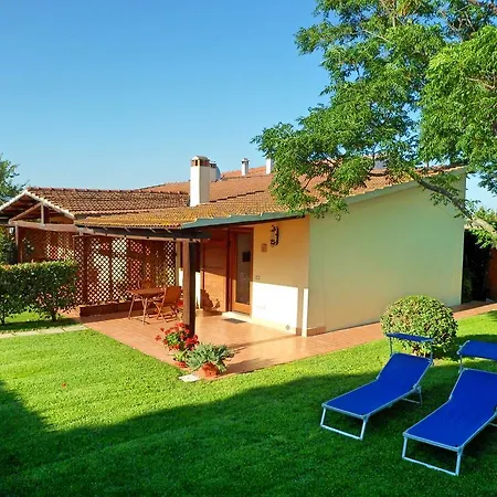 Podere Oca Bianca * بيشا رومانا